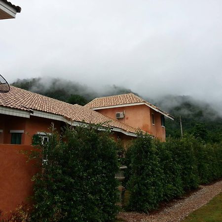 Cinque Terre Resort Thong Pha Phum Exterior foto